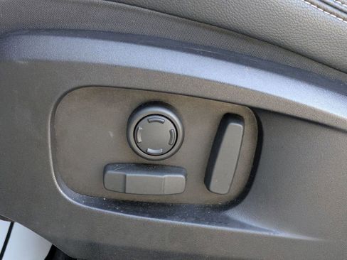 Used 2024 Jaguar F-PACE R-Dynamic S image 7