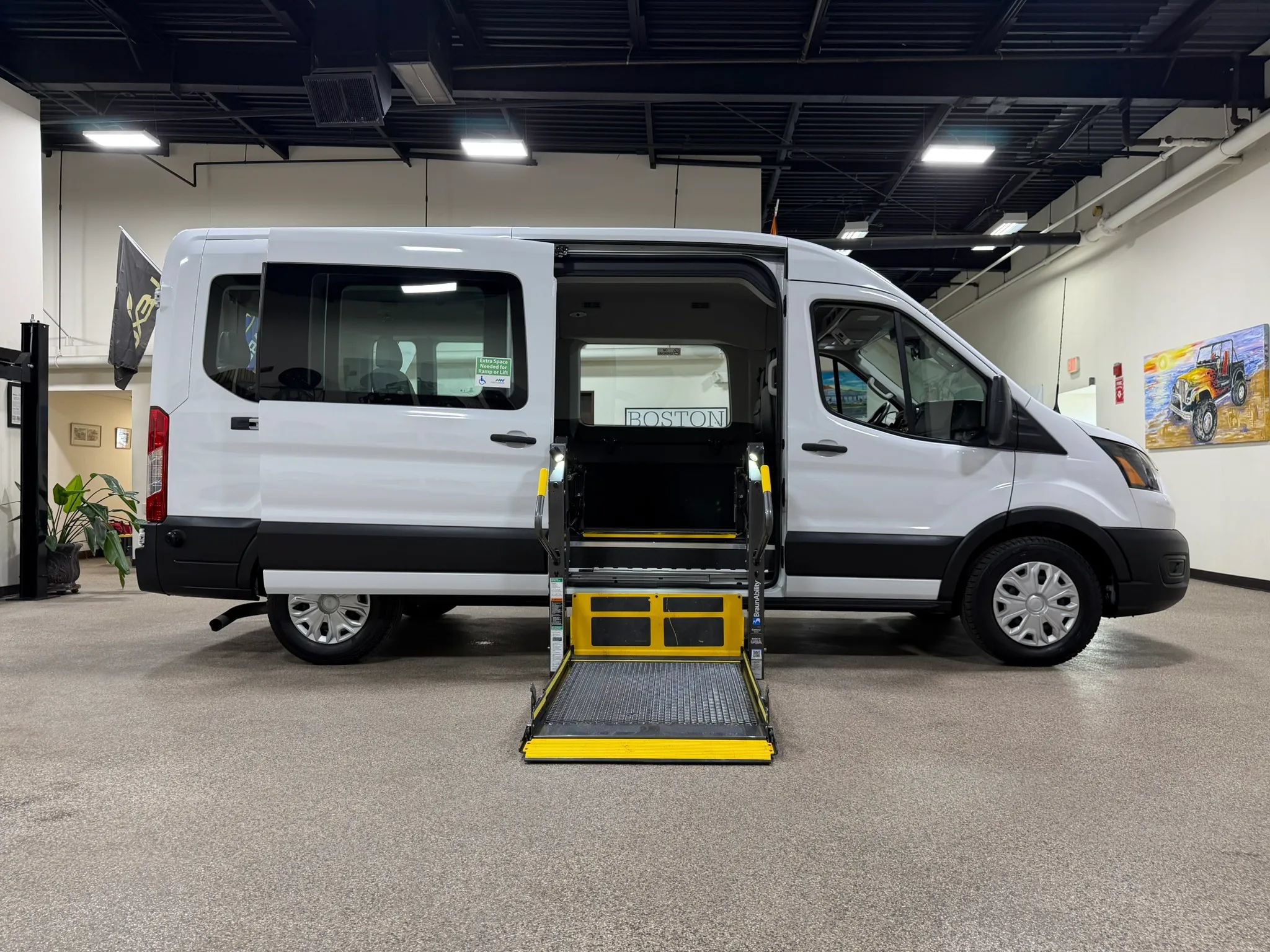 Used 2023 Ford Transit 350 XL RWD image 23