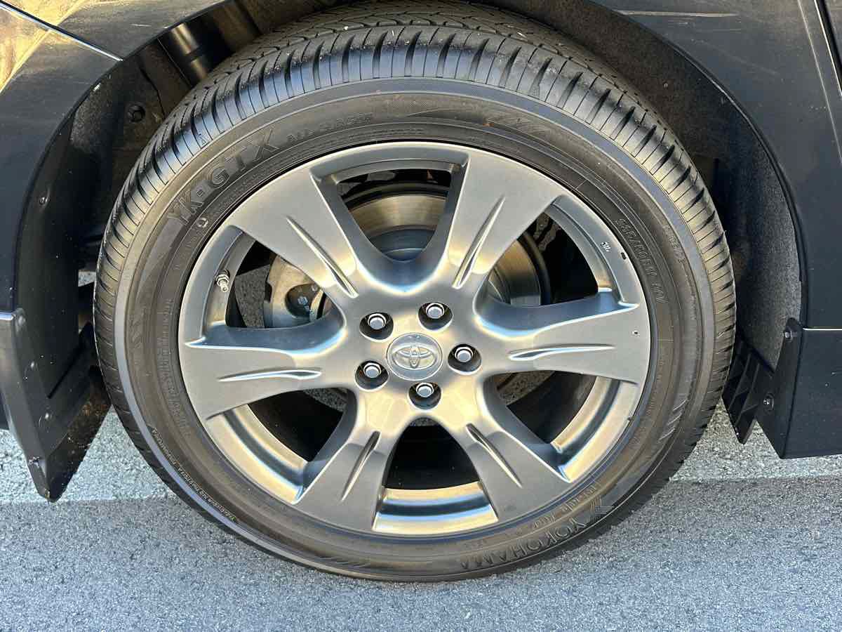 Used 2017 Toyota Sienna SE w/ SE Preferred Package FWD image 55