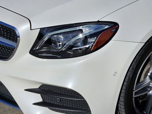 Certified 2018 Mercedes-Benz E 400 Coupe image 7