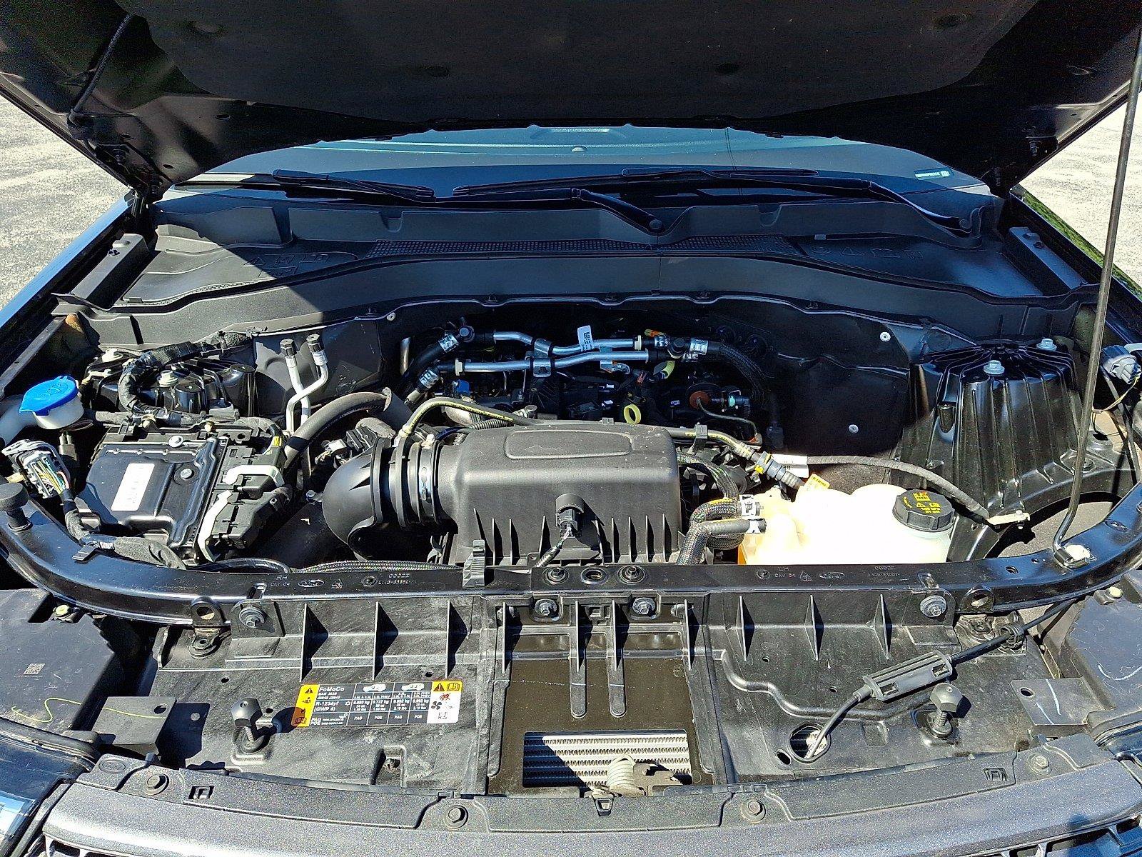 Certified 2023 Ford Explorer XLT w/ Equipment Group 202A AWD/4WD image 30