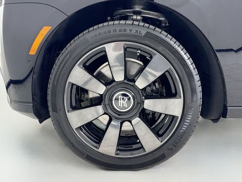 Certified 2026 Rolls-Royce Cullinan AWD/4WD image 10