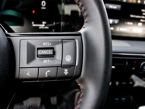 New 2025 Nissan Kicks SR image 14