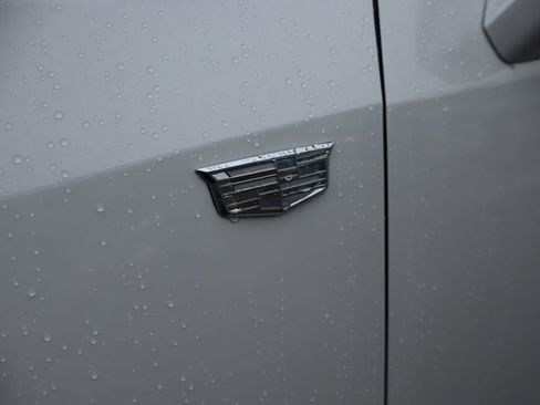 Used 2021 Cadillac XT5 Premium Luxury image 9