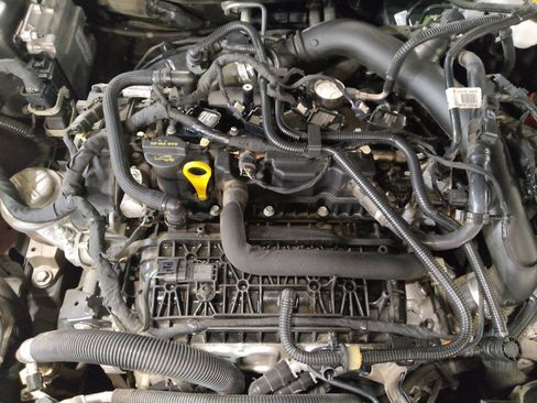 Used 2019 Ford Fusion SE FWD image 30