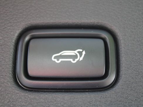 Certified 2026 Kia Sportage EX w/ EX Panorama Roof Package FWD image 11