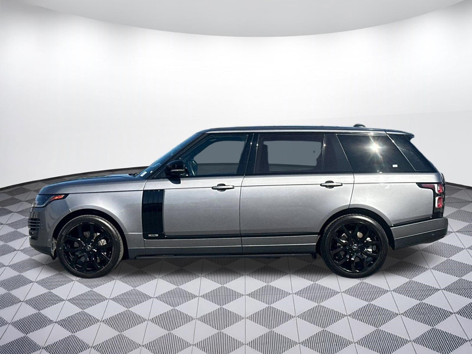 Used 2020 Land Rover Range Rover Long Wheelbase HSE AWD/4WD image 2