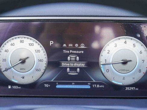 Used 2023 Hyundai Santa Cruz SEL w/ Activity Package FWD image 22