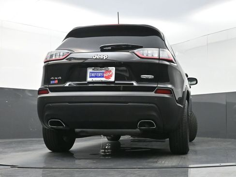 Used 2021 Jeep Cherokee Latitude Lux w/ Sun & Sound Group image 28