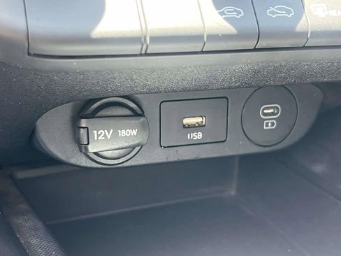 Used 2025 Hyundai Elantra SE w/ Cargo Package FWD image 30
