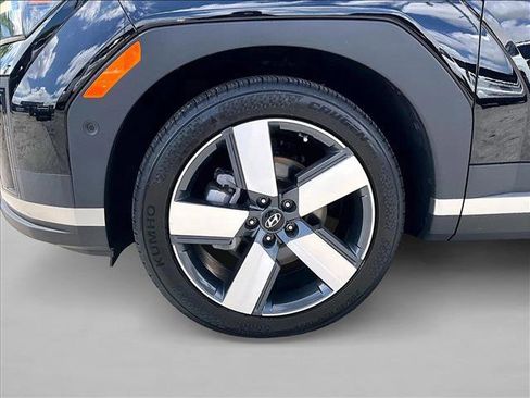Used 2024 Hyundai Santa Fe Limited FWD image 10
