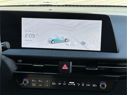 Used 2024 Kia EV6 Wind image 24