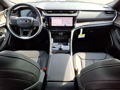 New 2026 Jeep Grand Cherokee Limited AWD/4WD image 25