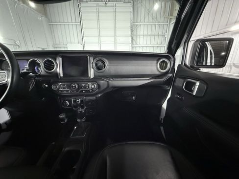 Used 2022 Jeep Wrangler Unlimited Sahara w/ Cold Weather Group image 48