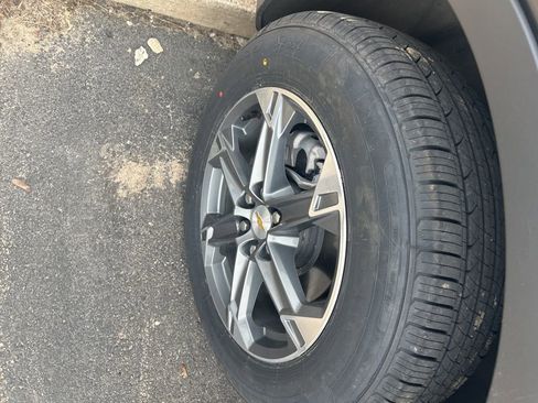 Used 2025 Chevrolet Blazer LT image 10