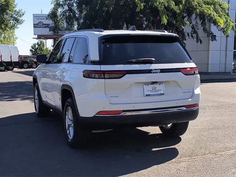 New 2025 Jeep Grand Cherokee Laredo X w/ Luxury Tech Group I image 7