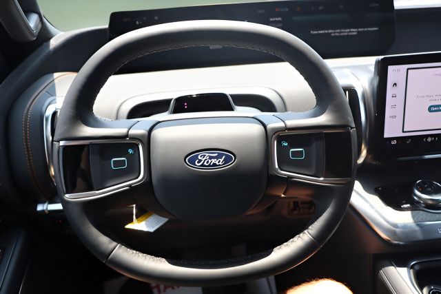 New 2027 Ford Expedition Tremor w/ Driver's Package AWD/4WD image 18