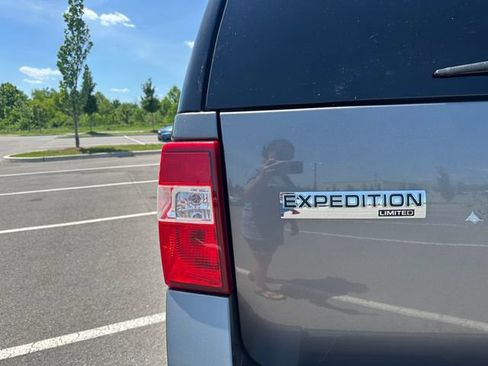 Used 2011 Ford Expedition Limited w/ 301A Rapid Spec Order Code AWD/4WD image 38