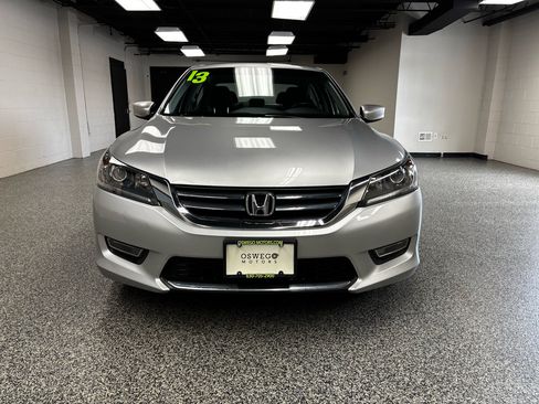 Used 2013 Honda Accord Sport image 9