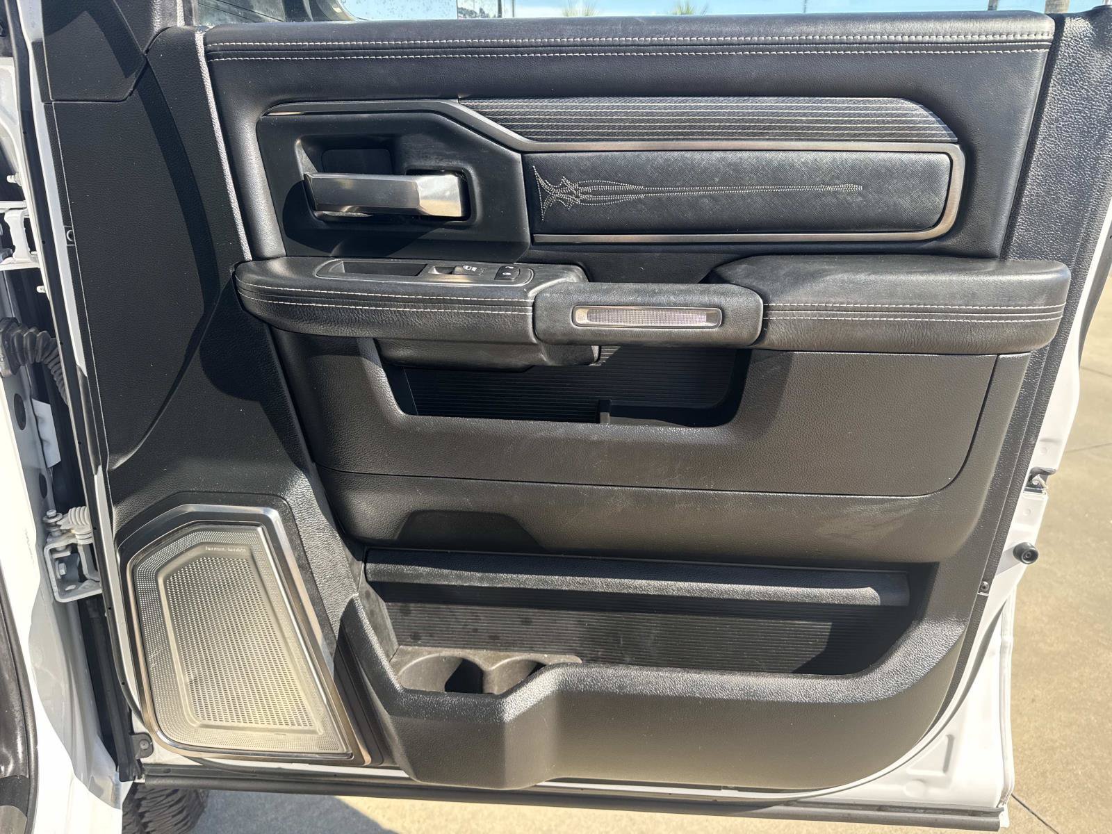 Used 2019 RAM 2500 Limited AWD/4WD image 13