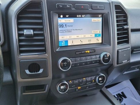 Used 2019 Ford Expedition Max XLT image 22