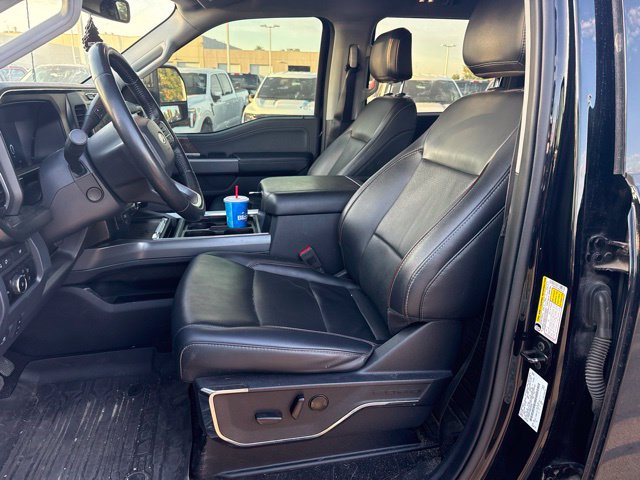 Used 2024 Ford F250 Lariat w/ Black Appearance Package AWD/4WD image 10