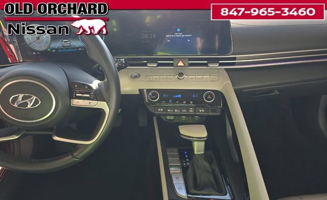 Used 2023 Hyundai Elantra Limited FWD image 11