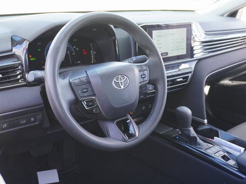 Certified 2025 Toyota Camry LE image 7
