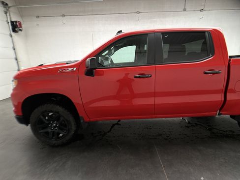 Used 2022 Chevrolet Silverado 1500 LT Trail Boss w/ Protection Package image 5