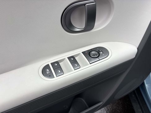 New 2026 Hyundai Ioniq 5 SE AWD/4WD image 9