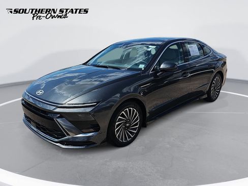 Certified 2025 Hyundai Sonata SEL FWD image 1