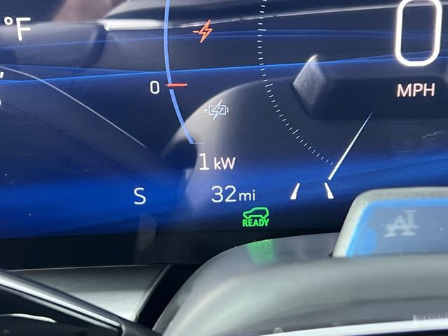 Used 2026 Cadillac Lyriq Sport AWD/4WD image 12
