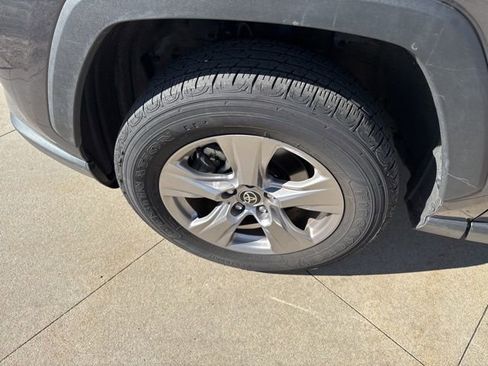 Used 2025 Toyota RAV4 XLE image 12