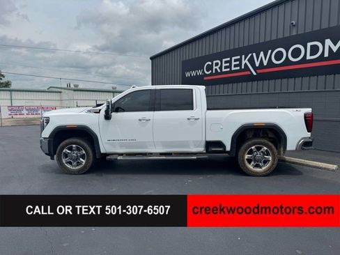 Used 2025 GMC Sierra 2500 SLT w/ SLT Premium Package AWD/4WD image 5