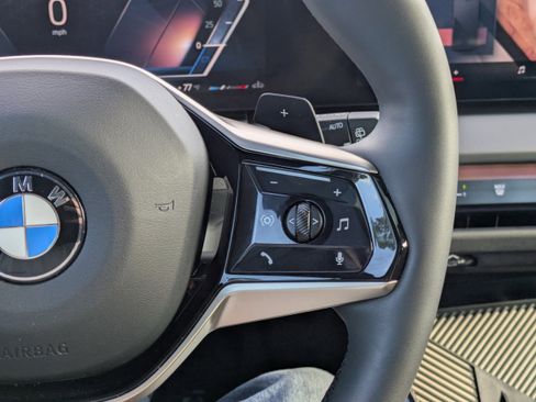 Used 2025 BMW X3 xDrive30i w/ Convenience Package image 18