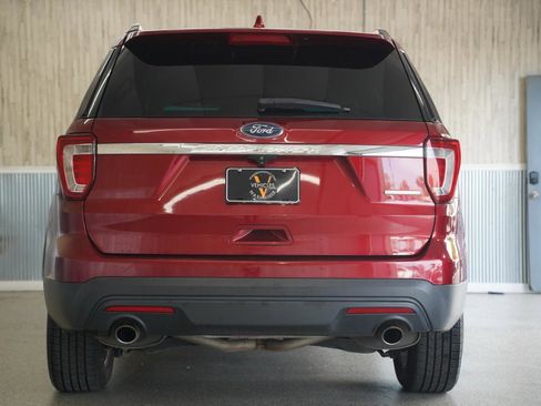 Used 2016 Ford Explorer FWD image 9