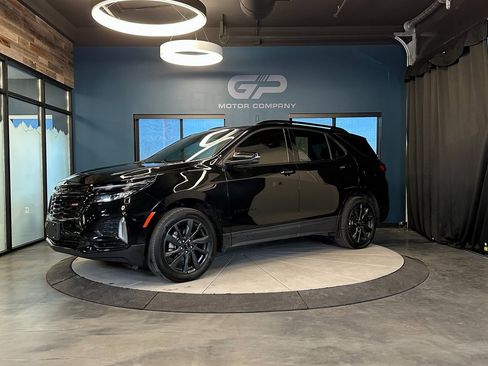 Used 2024 Chevrolet Equinox RS w/ RS Leather Package image 7