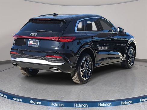 New 2025 Audi Q5 Premium image 3