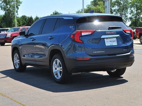 Used 2024 GMC Terrain SLE AWD/4WD image 5