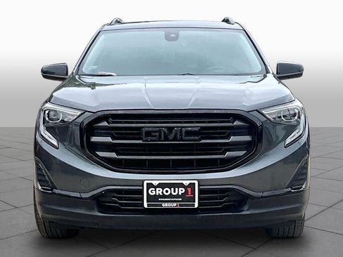 Used 2020 GMC Terrain SLE w/ Driver Convenience Package FWD image 4