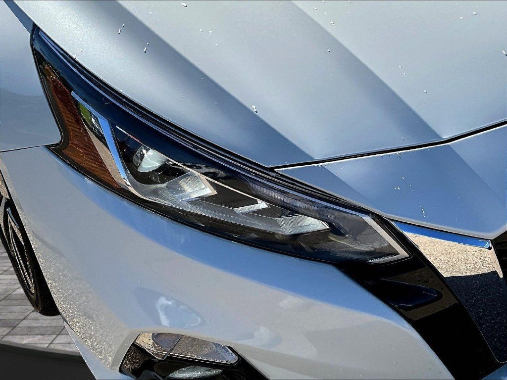 Used 2020 Nissan Altima 2.5 Platinum AWD/4WD image 34