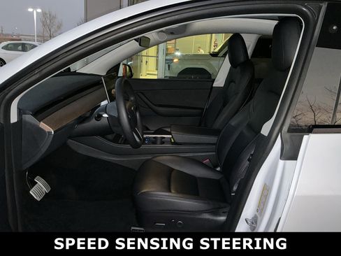 Used 2022 Tesla Model Y Performance image 7