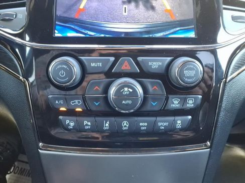 Used 2020 Jeep Grand Cherokee High Altitude image 28