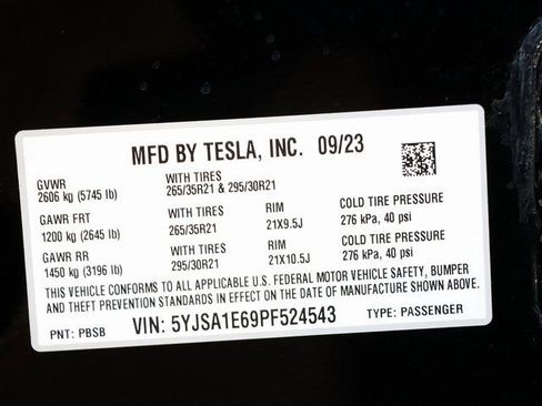 Used 2023 Tesla Model S Plaid image 37