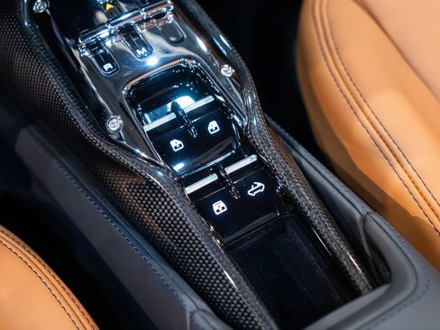 Certified 2025 Ferrari SF90 Spider AWD/4WD image 31