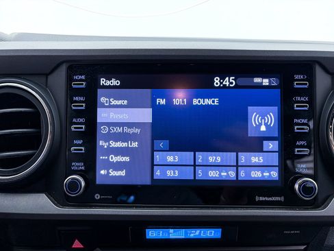 Used 2021 Toyota Tacoma TRD Off-Road w/ Technology Package RWD image 24