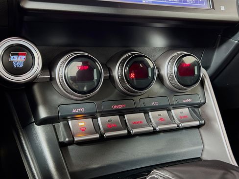 New 2025 Toyota GR86 Premium image 16