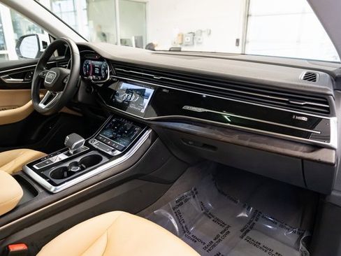 Used 2023 Audi Q8 Premium w/ Convenience Package image 29