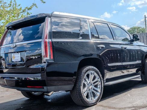 Used 2016 Cadillac Escalade Luxury image 5
