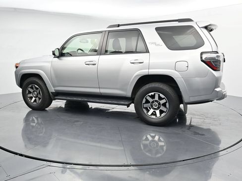 Used 2021 Toyota 4Runner TRD Off-Road AWD/4WD image 5